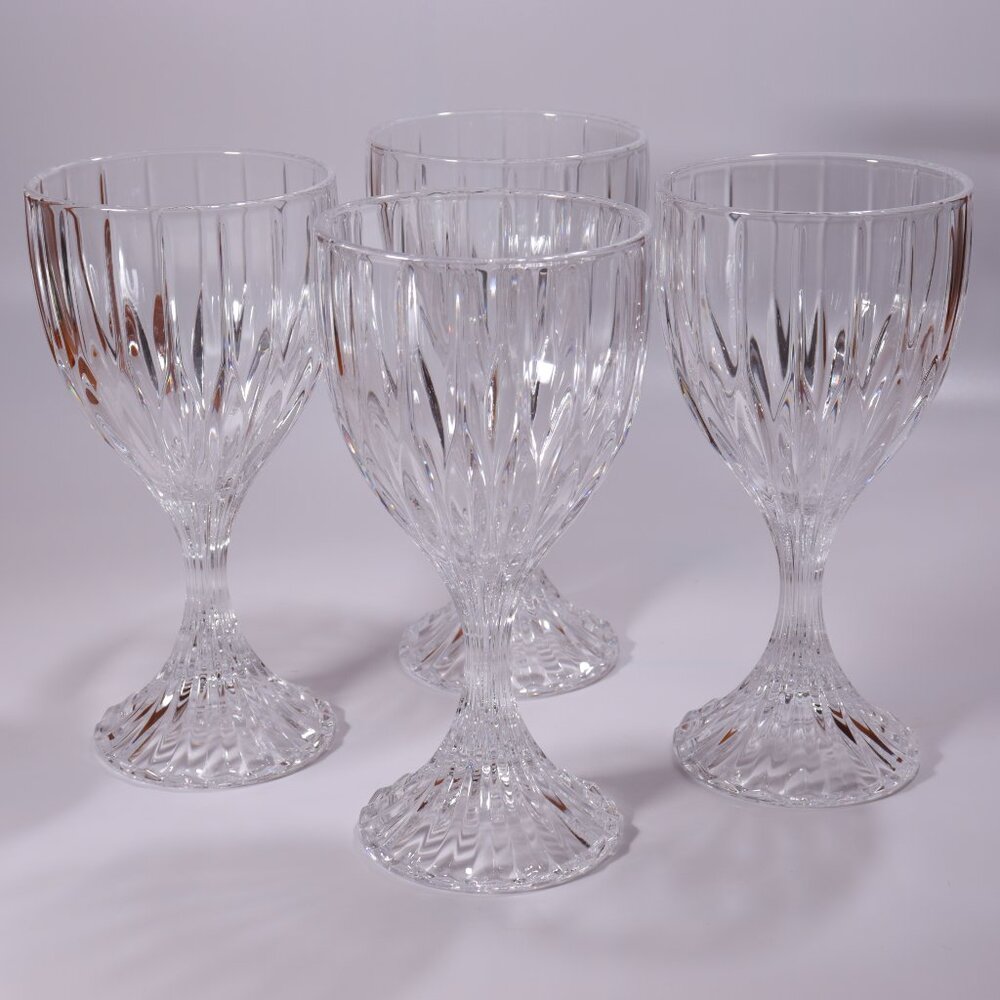Mikasa Park Lane Crystal Water Wine Goblets Vertical Design Ribbed Stem Set of 4
